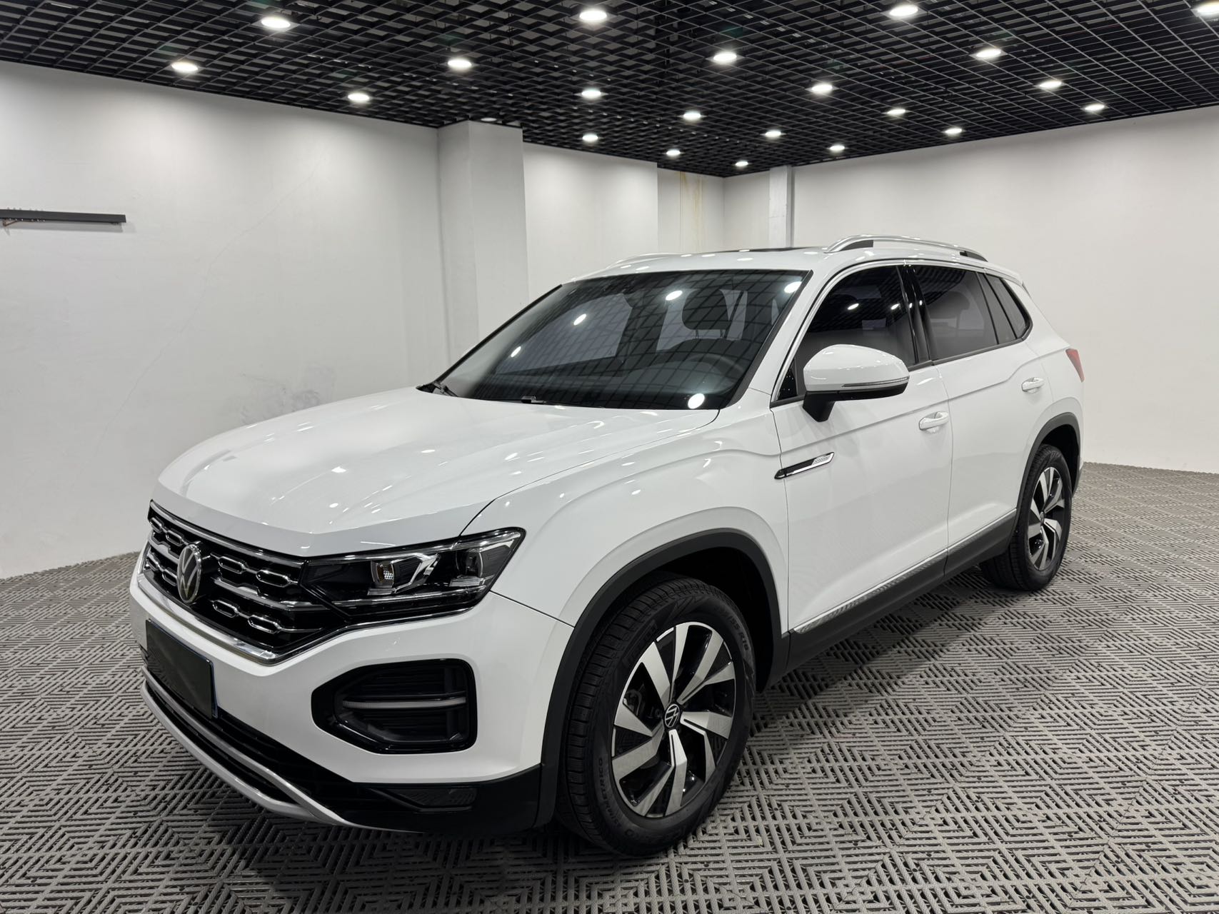 Volkswagen Tayron 2022 Model 280TSI Two-Wheel Drive Luxury Intelligent Connected Version