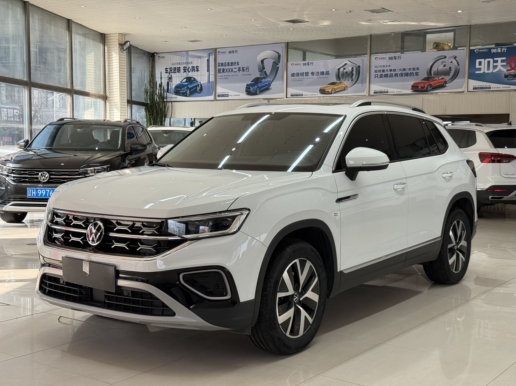 Volkswagen Tayron 2023 280TSI Двухколесный привод Luxur